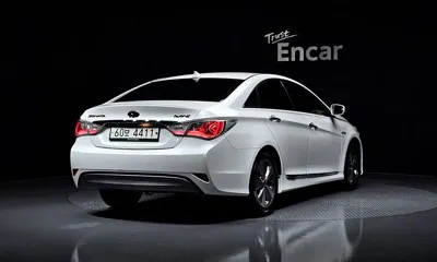 Hyundai Sonata 2012, 82901 км, за 4757.18 USD