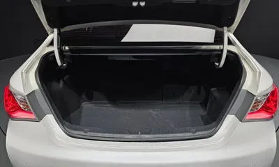 Hyundai Sonata 2012, 82901 км, за 4757.18 USD - фото 20