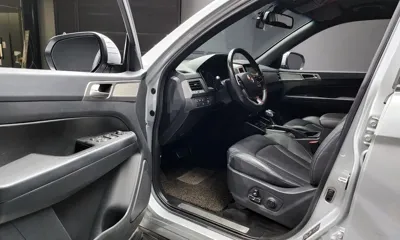 KG_Mobility_Ssangyong Rexton 2019, 67312 км, за 11832.37 USD - фото 11