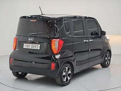 Kia Ray 2016, 109886 км, за 4957.7 USD