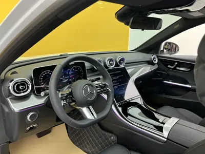 Mercedes-Benz C-Class 2025, 9900 км, за 31753.21 USD