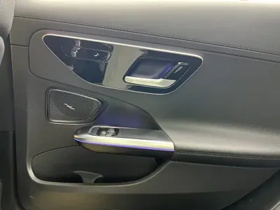 Mercedes-Benz C-Class 2025, 9900 км, за 31753.21 USD - фото 23
