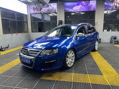 Volkswagen Passat · 2010 год