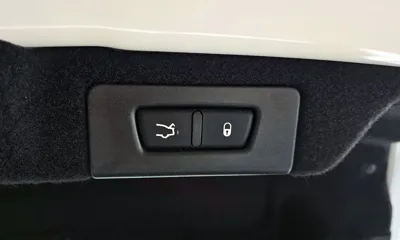 Maserati Quattroporte 2016, 89828 км, за 13071.46 USD - фото 20