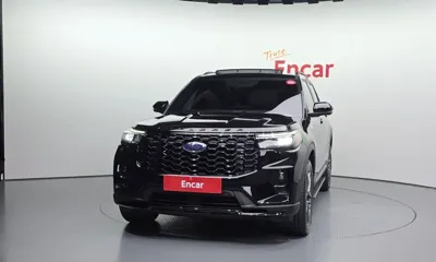 Ford Explorer 2025, 7416 км, за 35798.72 USD