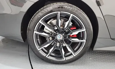 BMW i4 2023, 112371 км, за 32309.21 USD