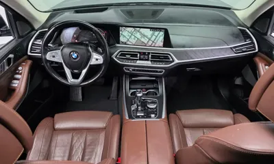 BMW X7 2021, 105966 км, за 43904.85 USD - фото 7