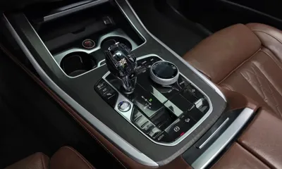BMW X7 2021, 105966 км, за 43904.85 USD - фото 9