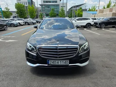 Mercedes-Benz E-Class · 2017 год