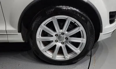 Audi Q7 2013, 157208 км, за 6897 USD