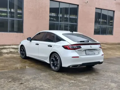 Honda Civic 2025, 13700 км, за 13997.54 USD - фото 8