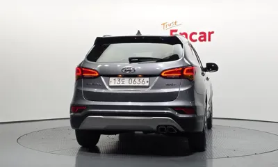 Hyundai Santafe 2016, 167039 км, за 6147.55 USD