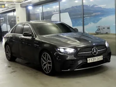 Mercedes-Benz E-Class · 2022 год