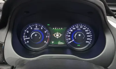 Hyundai Grandeur 2015, 93534 км, за 6240.14 USD - фото 8