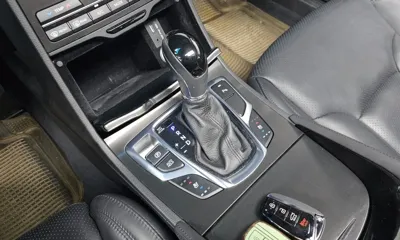 Hyundai Grandeur 2015, 93534 км, за 6240.14 USD - фото 9