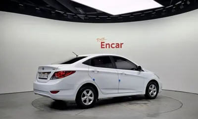 Hyundai Accent 2014, 82749 км, за 2949.29 USD