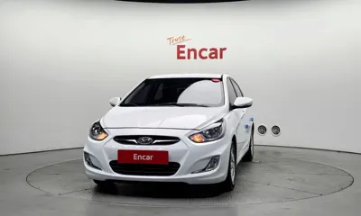 Hyundai Accent 2014, 82749 км, за 2949.29 USD