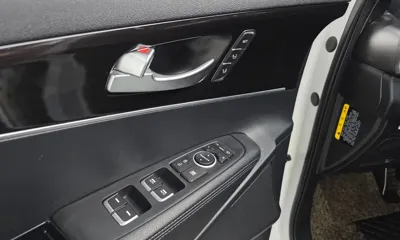Kia Sorento 2019, 84423 км, за 12340.82 USD - фото 16