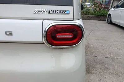 Wuling Hongguang MINIEV 2024, 22500 км, за 6270 USD - фото 9
