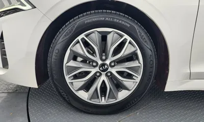 Kia K5 2020, 100408 км, за 11915.32 USD