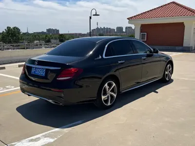 Mercedes-Benz E-Class 2017, 100000 км, за 21514.12 USD