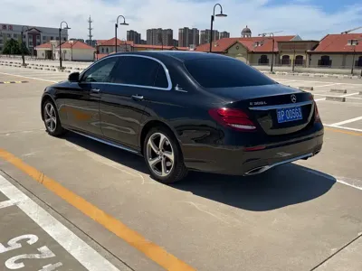 Mercedes-Benz E-Class 2017, 100000 км, за 21514.12 USD