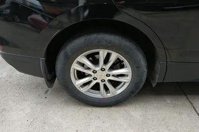 Chevrolet Equinox 2019, 84800 км, за 9138 USD - фото 11