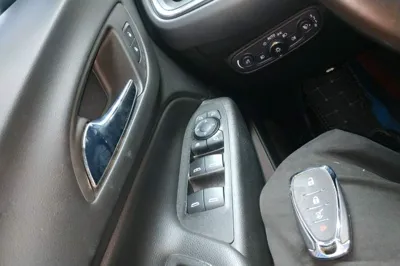 Chevrolet Equinox 2019, 84800 км, за 9138 USD - фото 23