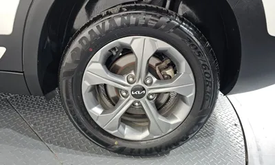 Kia Seltos 2024, 47661 км, за 16673.23 USD - фото 21