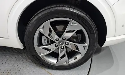 Genesis GV70 2022, 88965 км, за 37719.89 USD - фото 21
