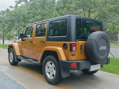 Jeep Wrangler 2014, 123500 км, за 13213.4 USD