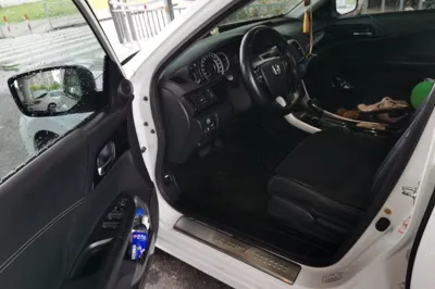 Honda Accord 2016, 128700 км, за 11745 USD - фото 19