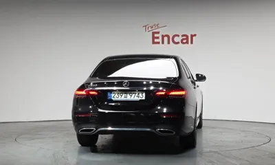 Mercedes-Benz E-Class 2023, 24841 км, за 29415.67 USD