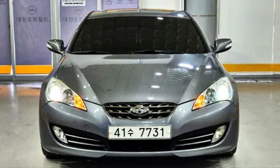 Hyundai Genesis 2010, 175732 км, за 2394.36 USD