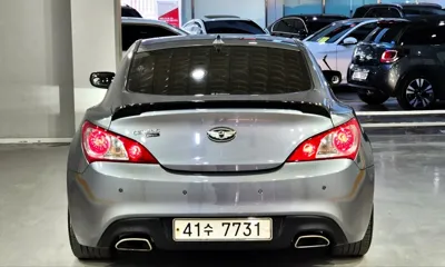 Hyundai Genesis 2010, 175732 км, за 2394.36 USD