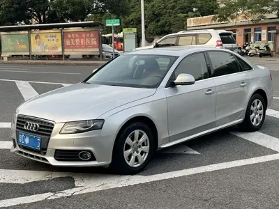 Audi A4L · 2012 год
