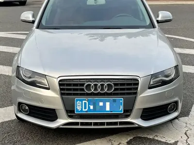 Audi A4L 2012, 130000 км, за 4397.26 USD