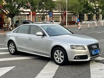 Audi A4L 2012, 130000 км, за 4397.26 USD
