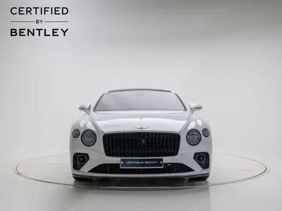 Bentley Continental 2024, 5915 км, за 220022.22 USD