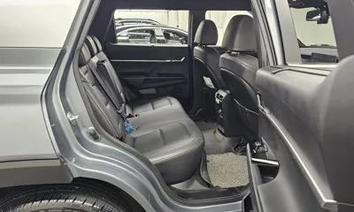 KG_Mobility_Ssangyong Torres 2023, 40697 км, за 13178.8 USD - фото 12