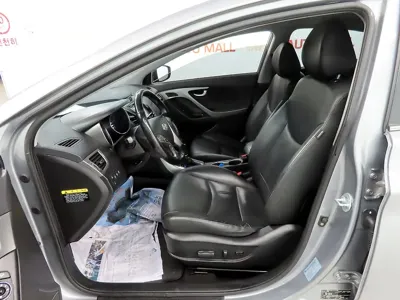 Hyundai Avante 2015, 167995 км, за 2953.92 USD - фото 10