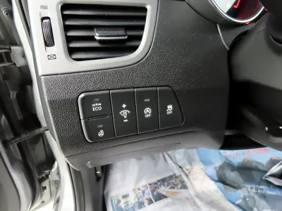 Hyundai Avante 2015, 167995 км, за 2953.92 USD - фото 14