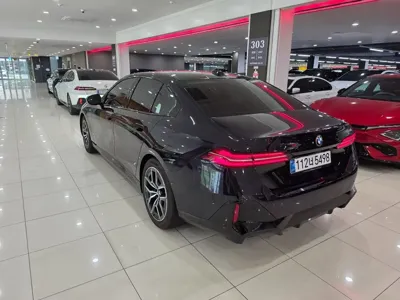 BMW 5-Series 2025, 13862 км, за 44930.63 USD