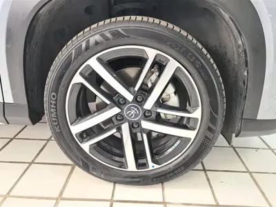 BYD L DM-i 2024, 23800 км, за 14081.54 USD - фото 6