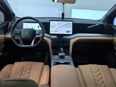BYD L DM-i 2024, 23800 км, за 14081.54 USD - фото 12