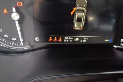 Roewe RX8 2018, 53099 км, за 7295 USD - фото 13