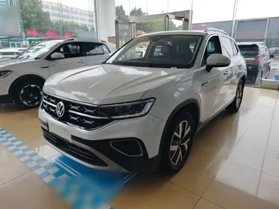 Volkswagen Tayron · 2023 год