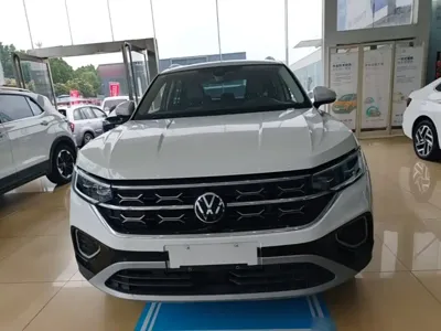 Volkswagen Tayron 2023, 86900 км, за 13581.26 USD