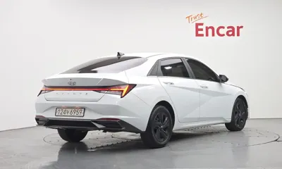 Hyundai Avante 2021, 134950 км, за 9188.27 USD