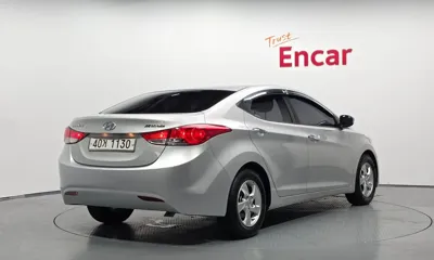 Hyundai Avante 2012, 43011 км, за 2665.28 USD